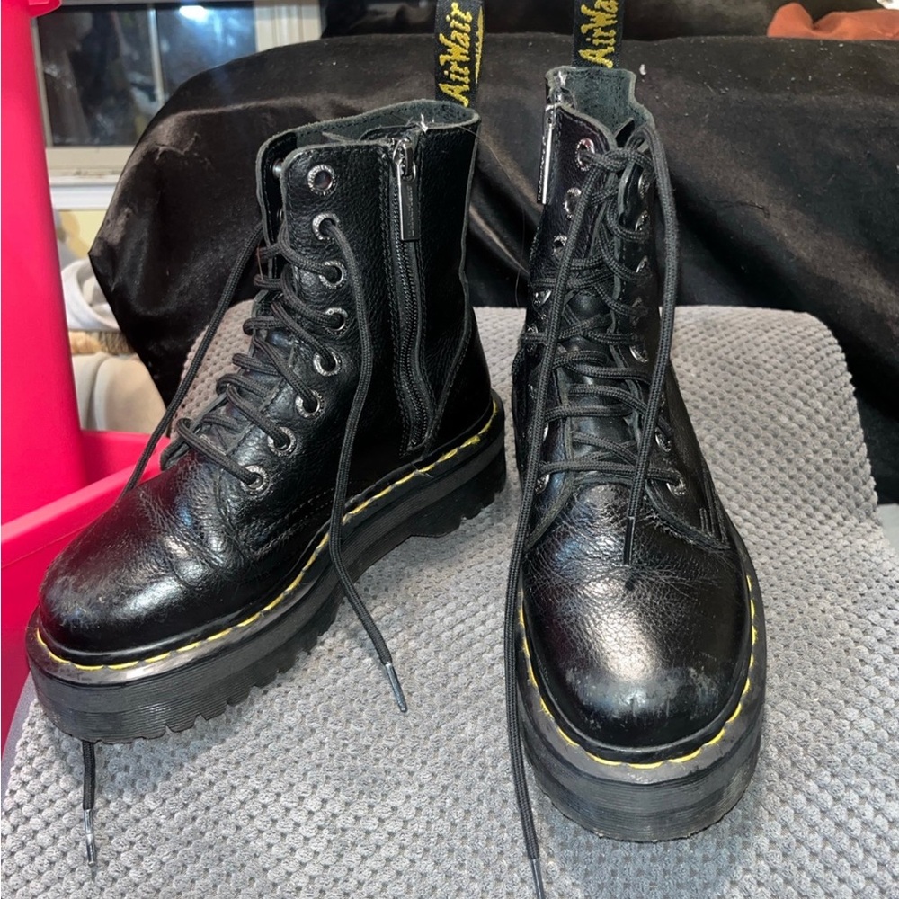 Dr. Martens Jadon Platform Boots Pisa Leather style
